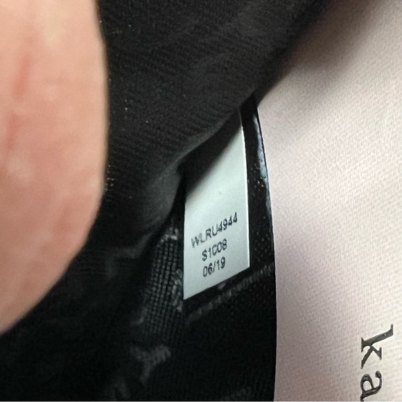 Kate Spade Neda Penn Place Embossed Black Leather Zip Around Wallet - Picture 8 of 10